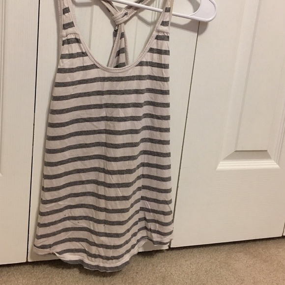 grey and white tank top