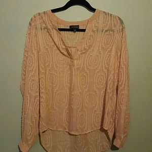 LIMITED PEACH COLOR GEOMETRIC BLOUSE SZ M NWOT