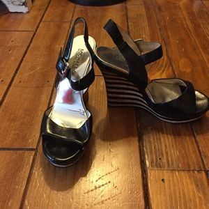 Michael Kors size 8 wedges