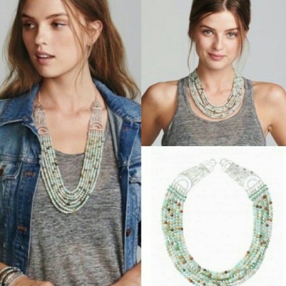 Stella and Dot Necklace