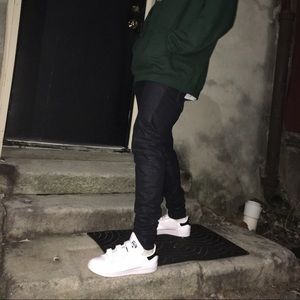 Meet your Posher, Jonathan