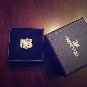 Swarovski beautiful cocktail ring