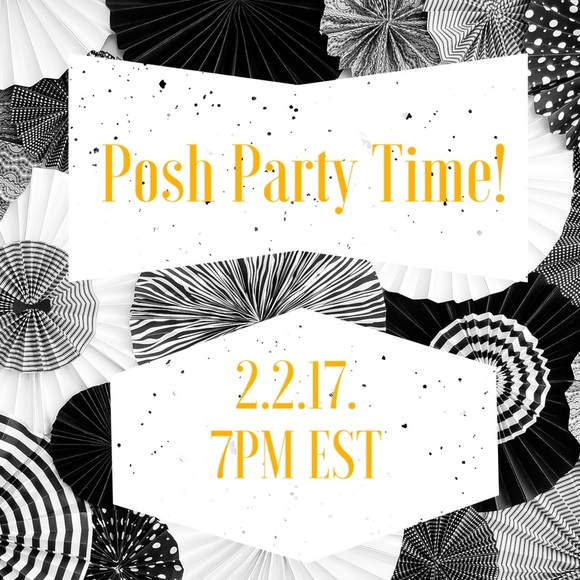 I'm hosting another party!!