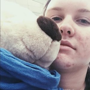 Meet your Posher, Chloe