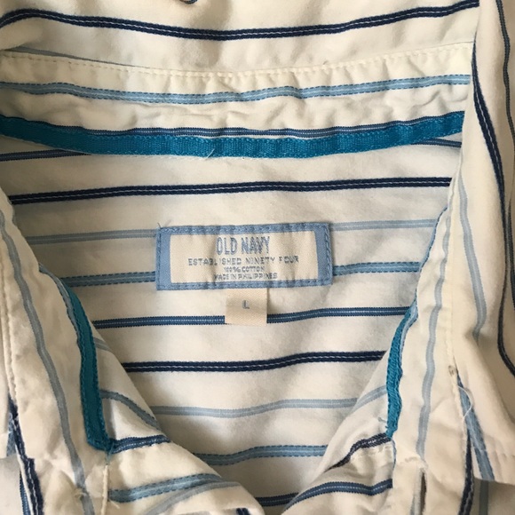 Old Navy button down - Picture 2 of 3