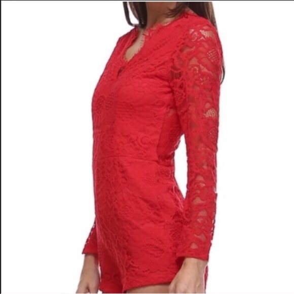 Lace Romper - Picture 2 of 3