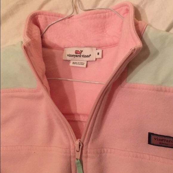 vineyard vines womans shep shirt - Picture 3 of 3