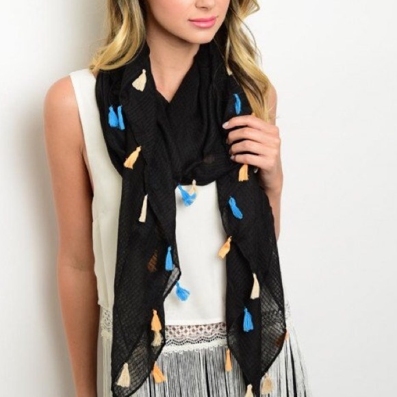 Tassel Black Scarf