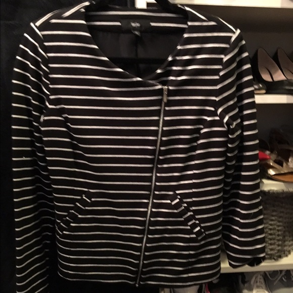 Super cute Mossimo blazer