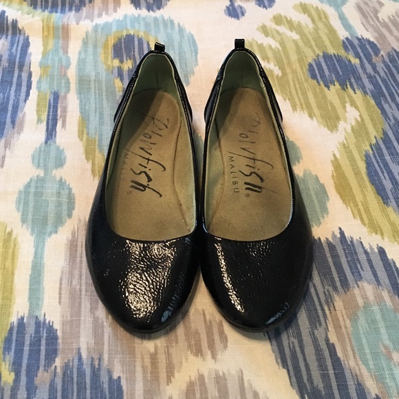 Black flats
