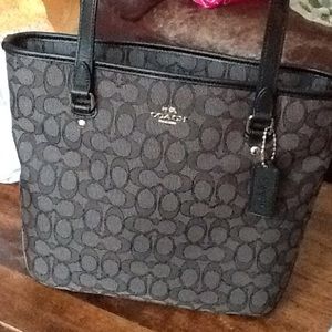Coach Signature Zip top tote