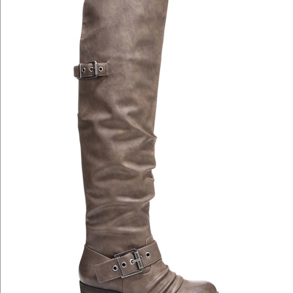 Carlos Santana boots