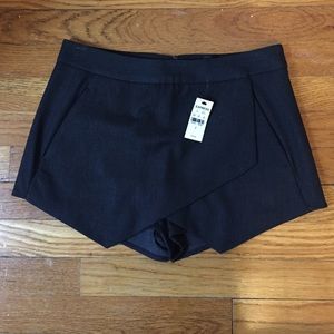Express Black Pinstriped Skort