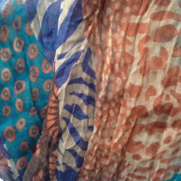 Patterned scarves wraps hijab - Picture 3 of 3