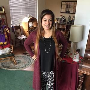 Meet your Posher, Lularoe emma