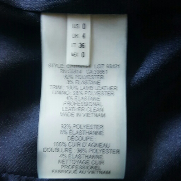 Cropped Navy Blazer with leather trim - Picture 4 of 8