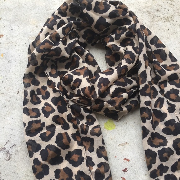 Animal Print Scarf - Picture 2 of 4