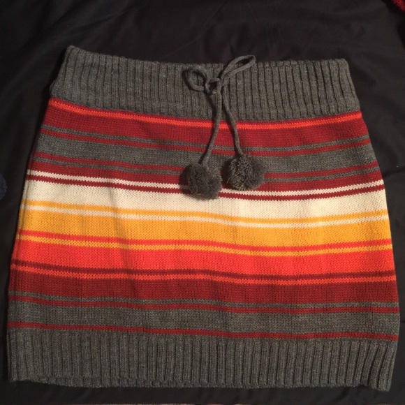 Burnt oranges Sweater skirt - Picture 2 of 2