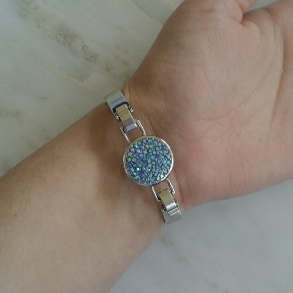 Iridescent Blue Gem Bangle