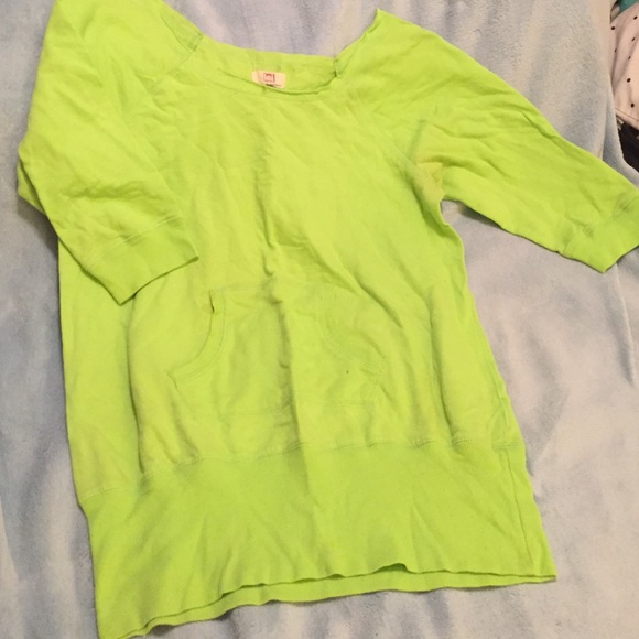 Women's shirt