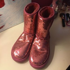 Pink sequin ugg boots!