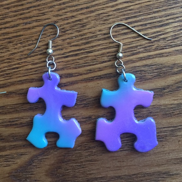 handmade Jewelry - Gorgeous teal/purple airbrushed puzzle earrings