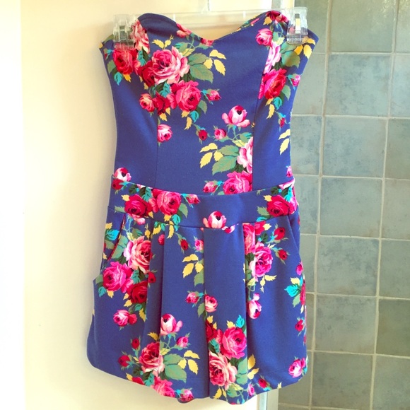 Kimchi Blue Urban Outfitters floral romper