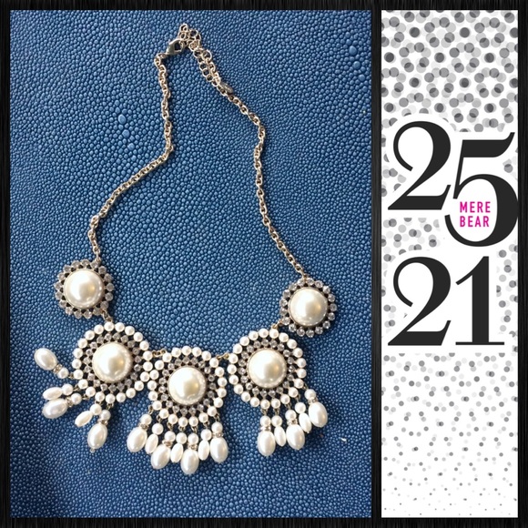 Pearl statement necklace