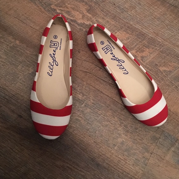 Lilly Bee flats