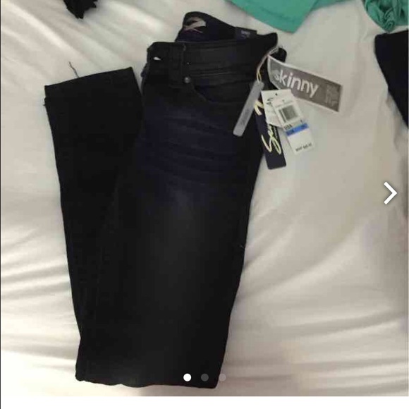 Seven Jeans