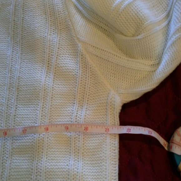 Knit sweater - Picture 3 of 4