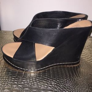 Dolce Vita black wedges
