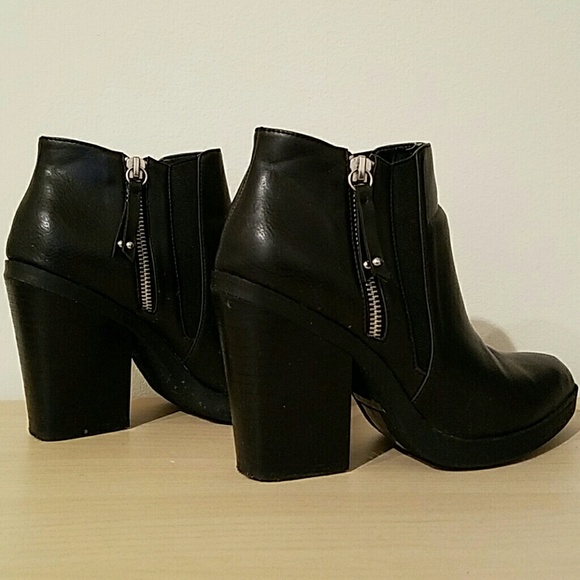 Chelsea Crew Krystle Booties