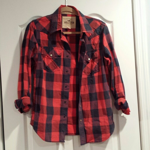 Hollister Men's shirt - small