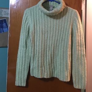 Green sweater REDUCED 💰💰