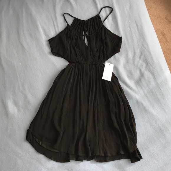 Tobi Happily Ever After Dress - Picture 2 of 3