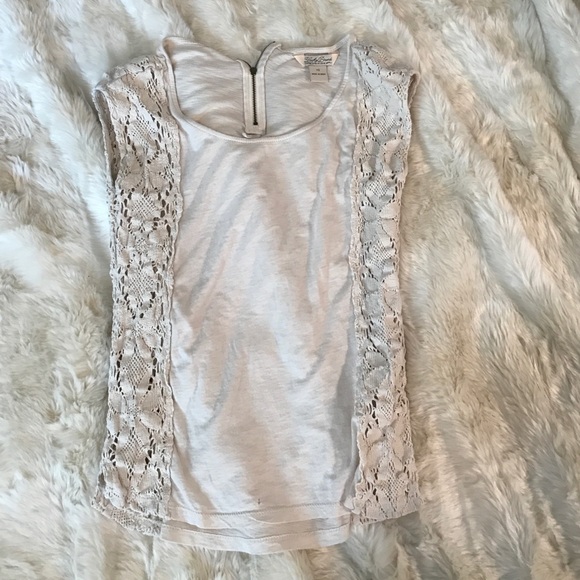 Lucky brand lace sided muscle tee