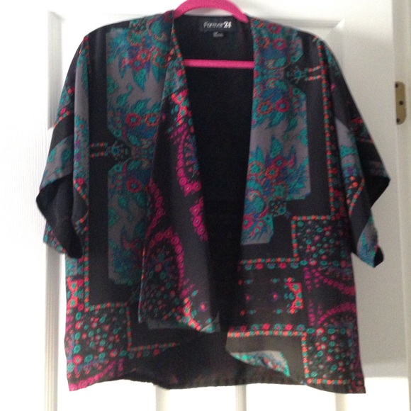 NWOT F21 kimono
