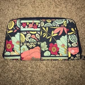 vera bradley wallet
