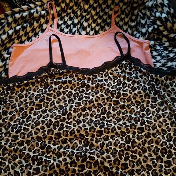 Bundle of 2 camisoles