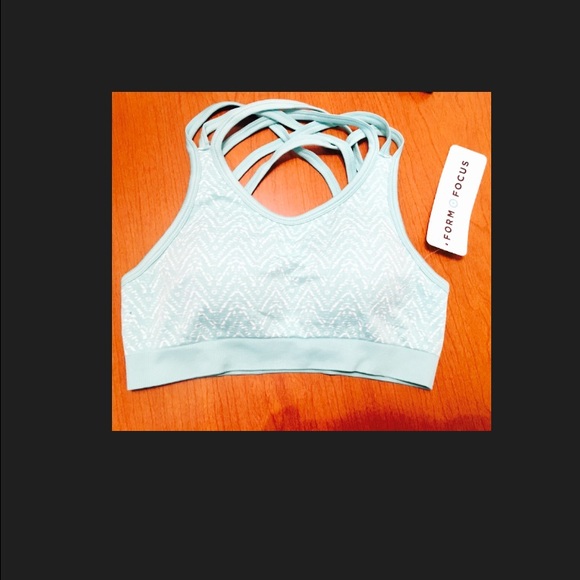 BRAND NEW W TAGS CROSSBACK SPORTS BRAS - Picture 4 of 4