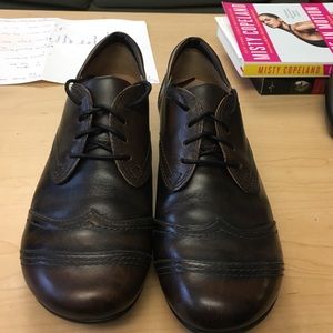 Leather shoes - täōs