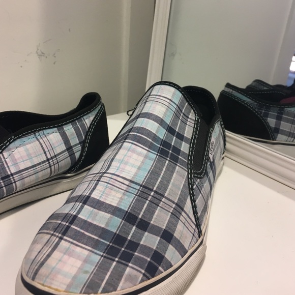 BLUE CHECKERED VANS - Picture 2 of 3