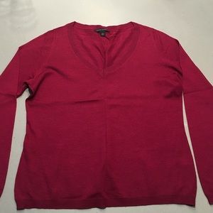 Banana republic maroon vneck sweater