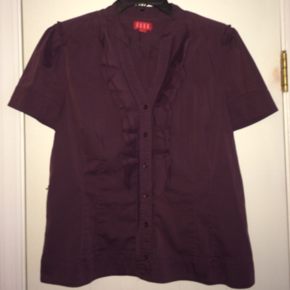 🔹Plum Ruffled Blouse🔹 - Picture 2 of 4