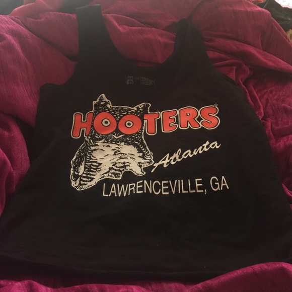 Size medium Hooters uniform tank