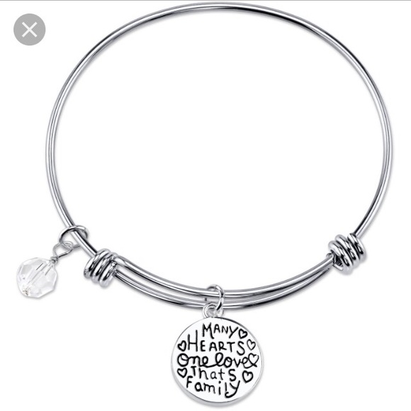 👨‍👩‍👧‍👦NWOT Stainless Steel Family Bracelet