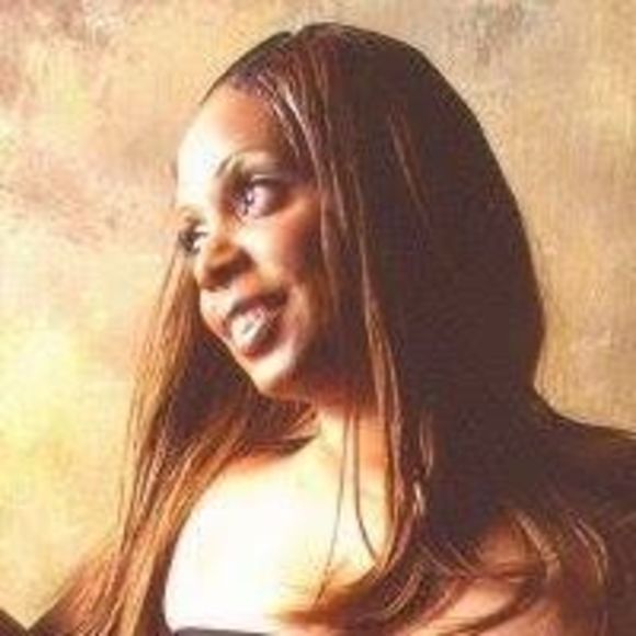 Meet your Posher, Sheila - Picture 1 of 1