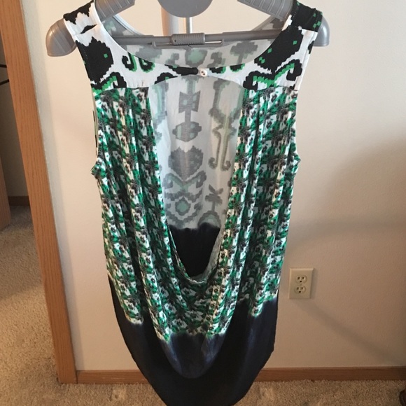 Summer top - Picture 2 of 3