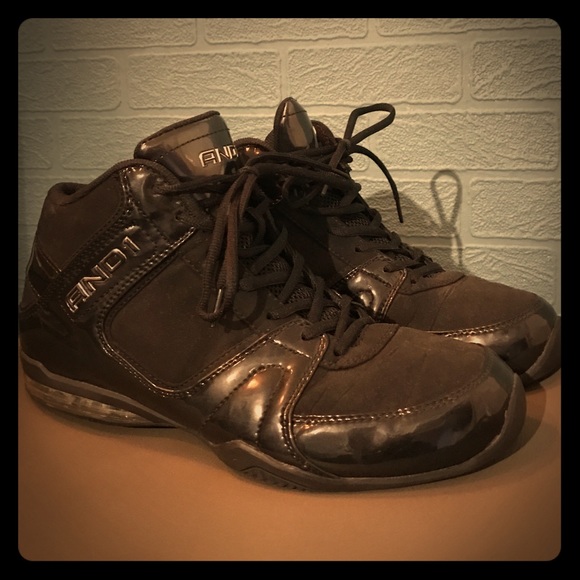 AND1 Men's black sneakers